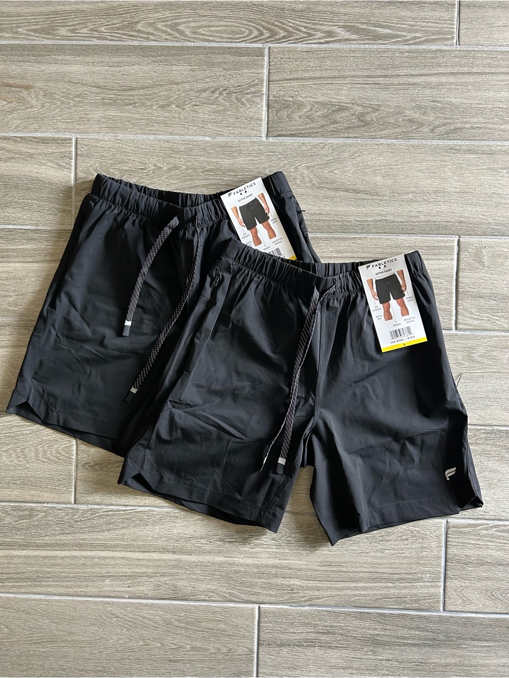 Fabletics Men's Black Athletic Drawstring Shorts